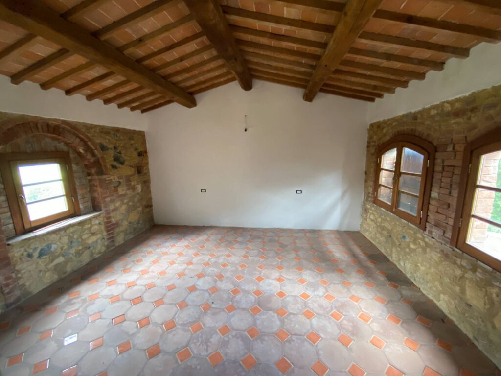 1531-Casa colonica di ampia superficie in posizione dominante con vista panoramica-Pomarance-26 Agenzia Immobiliare ASIP