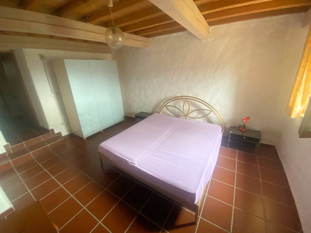 1532-Casa colonica di ampia superficie in posizione panoramica-Castelnuovo di Val di Cecina-25 Agenzia Immobiliare ASIP