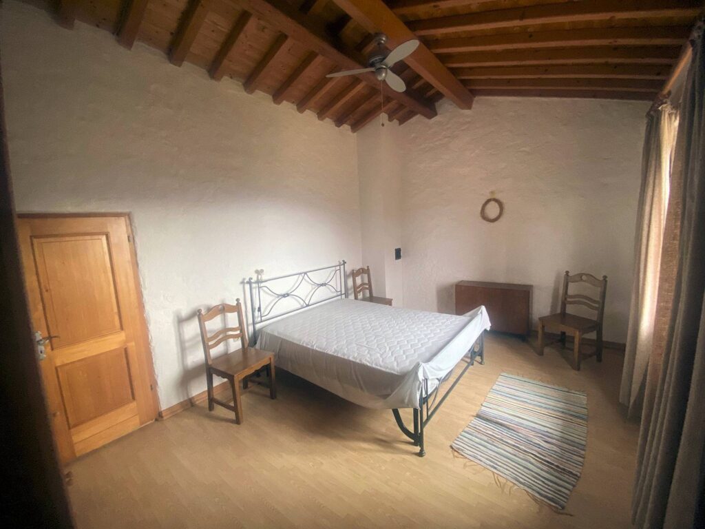 1532-Casa colonica di ampia superficie in posizione panoramica-Castelnuovo di Val di Cecina-28 Agenzia Immobiliare ASIP