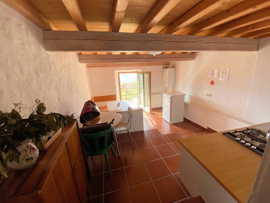 1532-Casa colonica di ampia superficie in posizione panoramica-Castelnuovo di Val di Cecina-23 Agenzia Immobiliare ASIP