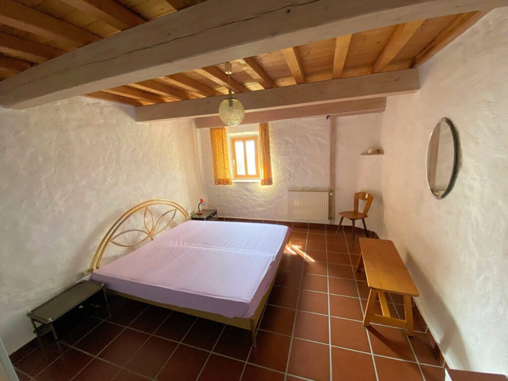 1532-Casa colonica di ampia superficie in posizione panoramica-Castelnuovo di Val di Cecina-27 Agenzia Immobiliare ASIP
