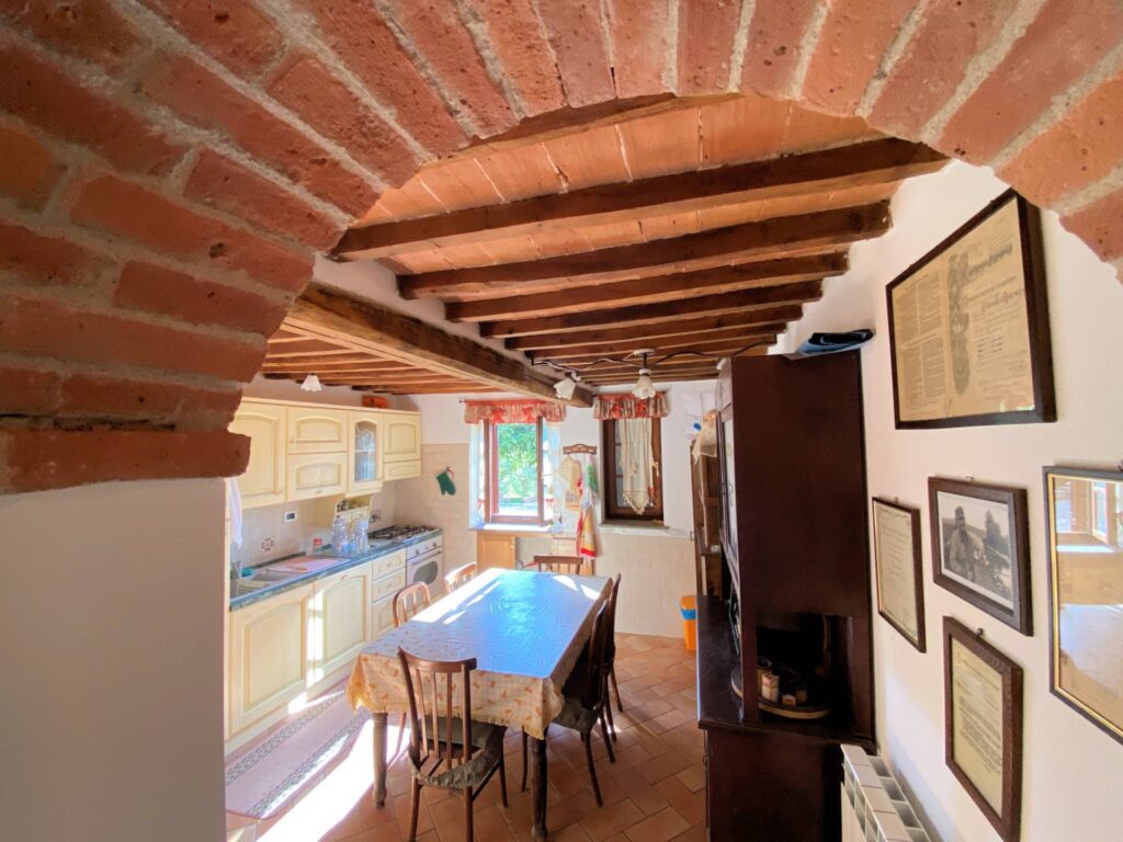 1533-Porzione terratetto di villa bifamiliare in stile rustico Toscano-Castelnuovo di Val di Cecina-19 Agenzia Immobiliare ASIP