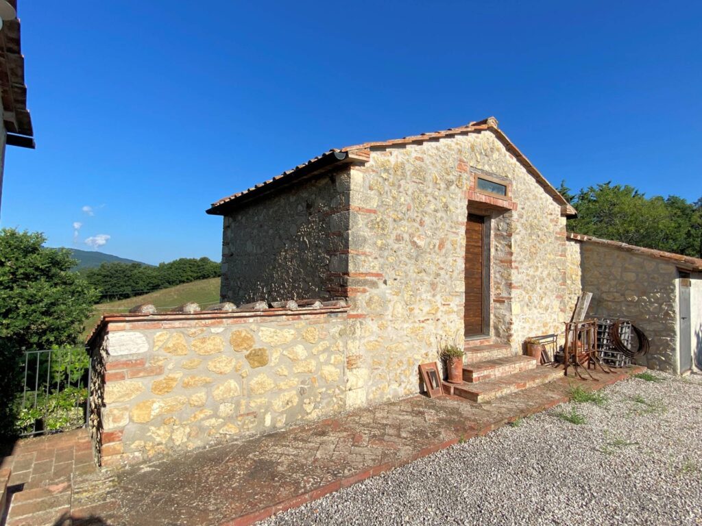 1533-Porzione terratetto di villa bifamiliare in stile rustico Toscano-Castelnuovo di Val di Cecina-6 Agenzia Immobiliare ASIP