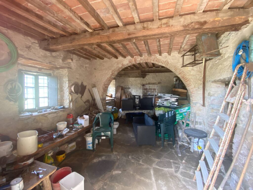1534-Porzione di casale in stile rustico Toscano ristrutturato  con terreno in ottima posizione-Castelnuovo di Val di Cecina-21 Agenzia Immobiliare ASIP