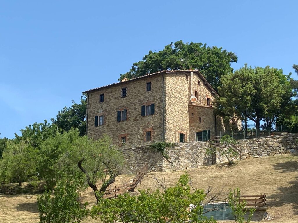1534-Porzione di casale in stile rustico Toscano ristrutturato  con terreno in ottima posizione-Castelnuovo di Val di Cecina-4 Agenzia Immobiliare ASIP