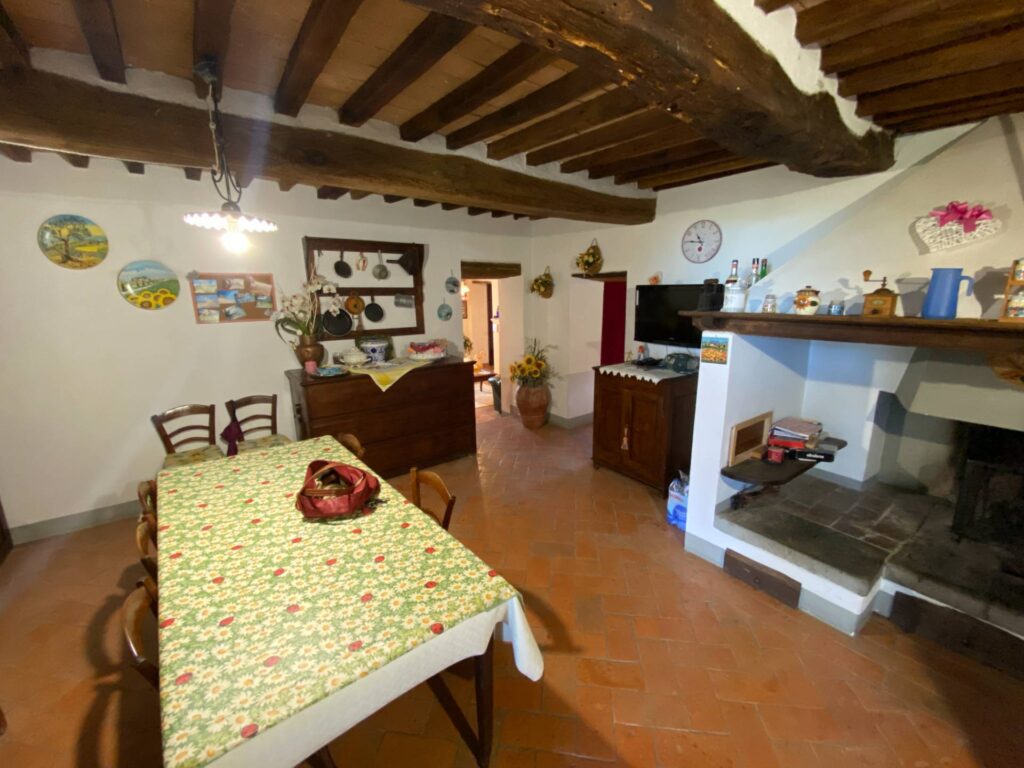 1534-Porzione di casale in stile rustico Toscano ristrutturato  con terreno in ottima posizione-Castelnuovo di Val di Cecina-14 Agenzia Immobiliare ASIP