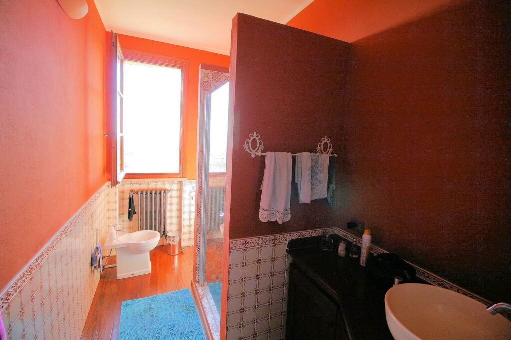 1537-Casale libero su quattro lati con terreno e vista panoramica fino al mare-Magliano in Toscana-19 Agenzia Immobiliare ASIP