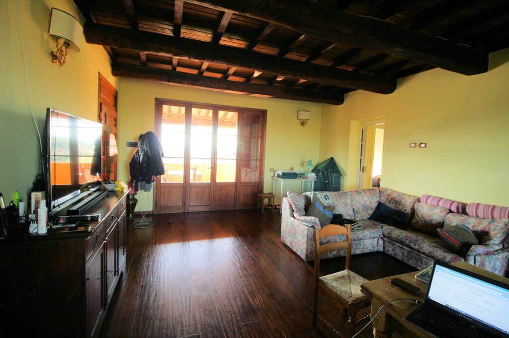 1537-Casale libero su quattro lati con terreno e vista panoramica fino al mare-Magliano in Toscana-14 Agenzia Immobiliare ASIP