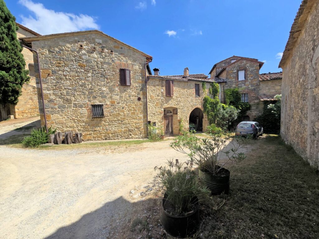 1539-Antico fienile completamente ristrutturato con giardino e annessi  posto in un piccolo borgo-Colle di Val d'Elsa-36 Agenzia Immobiliare ASIP