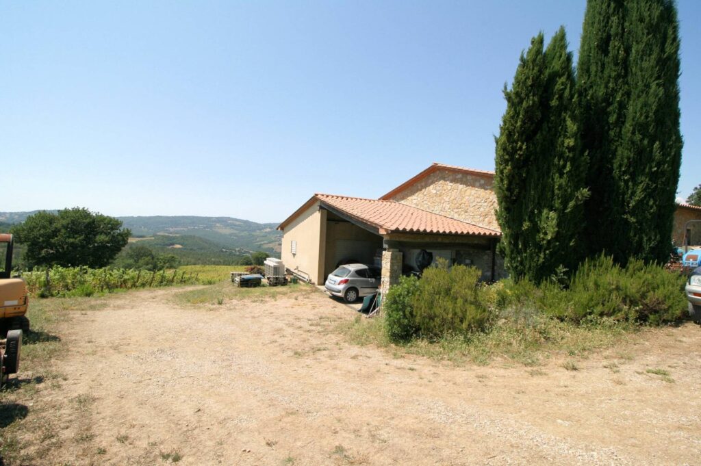 1541-Azienda vitivinicola con produzione di vini di alta qualita' in posizione collinare con vista panoramica-Scansano-22 Agenzia Immobiliare ASIP