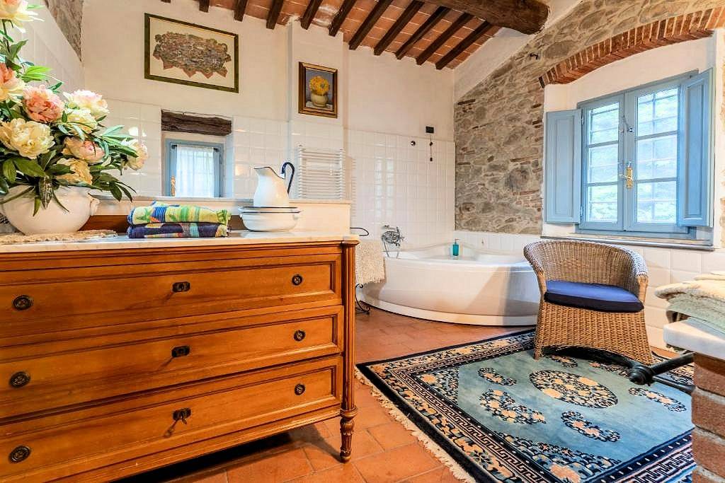 1526-Rustico in stile Toscano con giardino e piscina-Buggiano-25 Agenzia Immobiliare ASIP