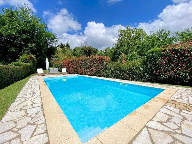 1551-Casale con parco piscina e vista panoramica-Camaiore-4 Agenzia Immobiliare ASIP