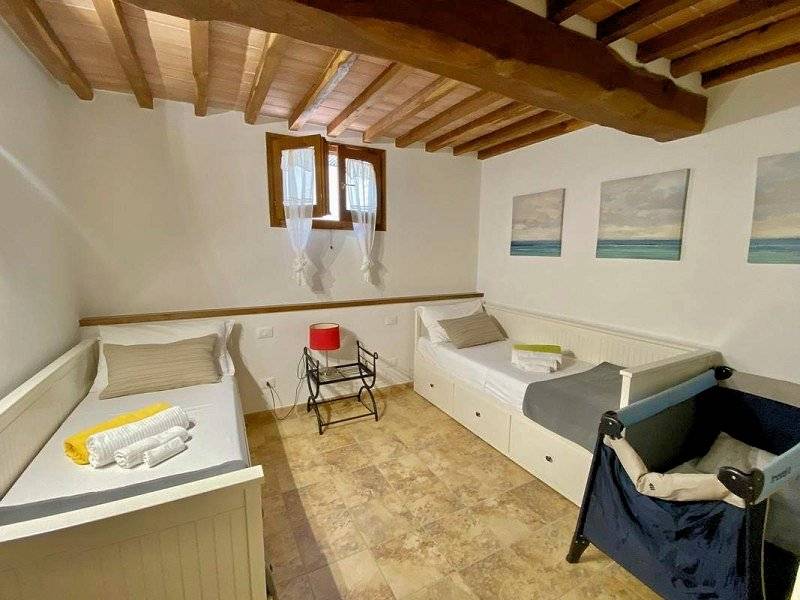 1551-Casale con parco piscina e vista panoramica-Camaiore-29 Agenzia Immobiliare ASIP