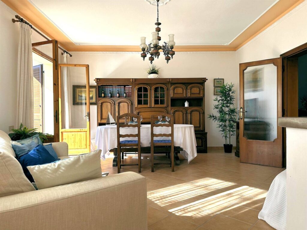 1559-Appartamento con giardino privato posto al piano primo di villetta libera su quattro lati-Scarlino-4 Agenzia Immobiliare ASIP