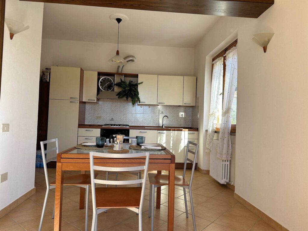 1559-Appartamento con giardino privato posto al piano primo di villetta libera su quattro lati-Scarlino-7 Agenzia Immobiliare ASIP