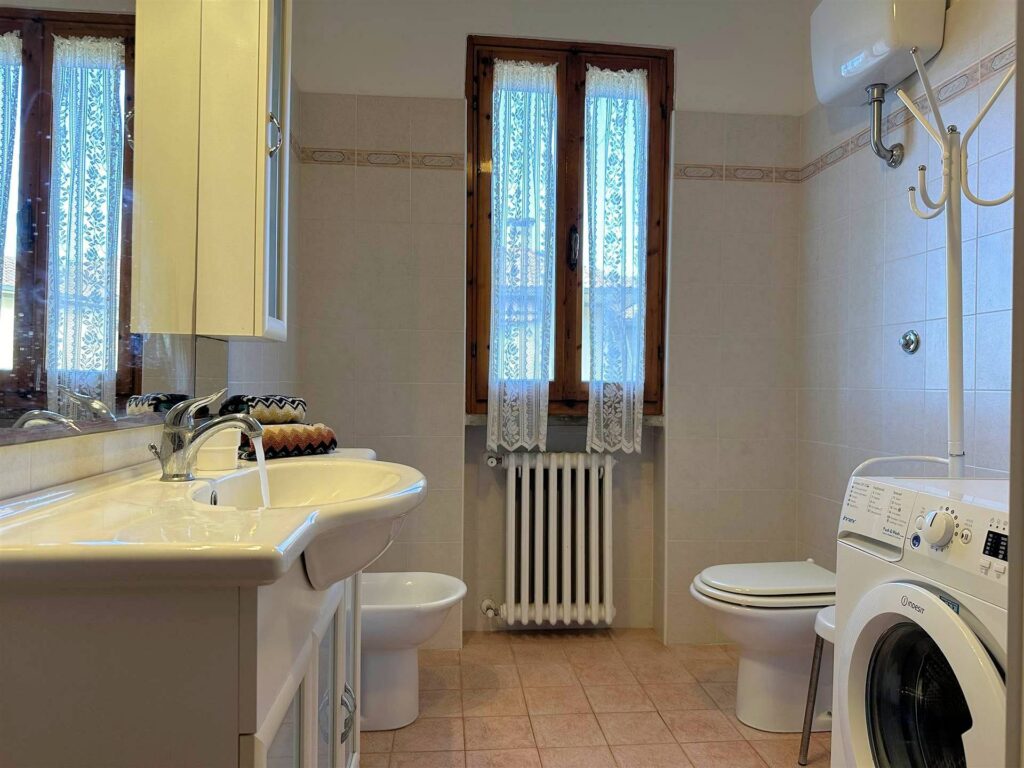 1559-Appartamento con giardino privato posto al piano primo di villetta libera su quattro lati-Scarlino-18 Agenzia Immobiliare ASIP
