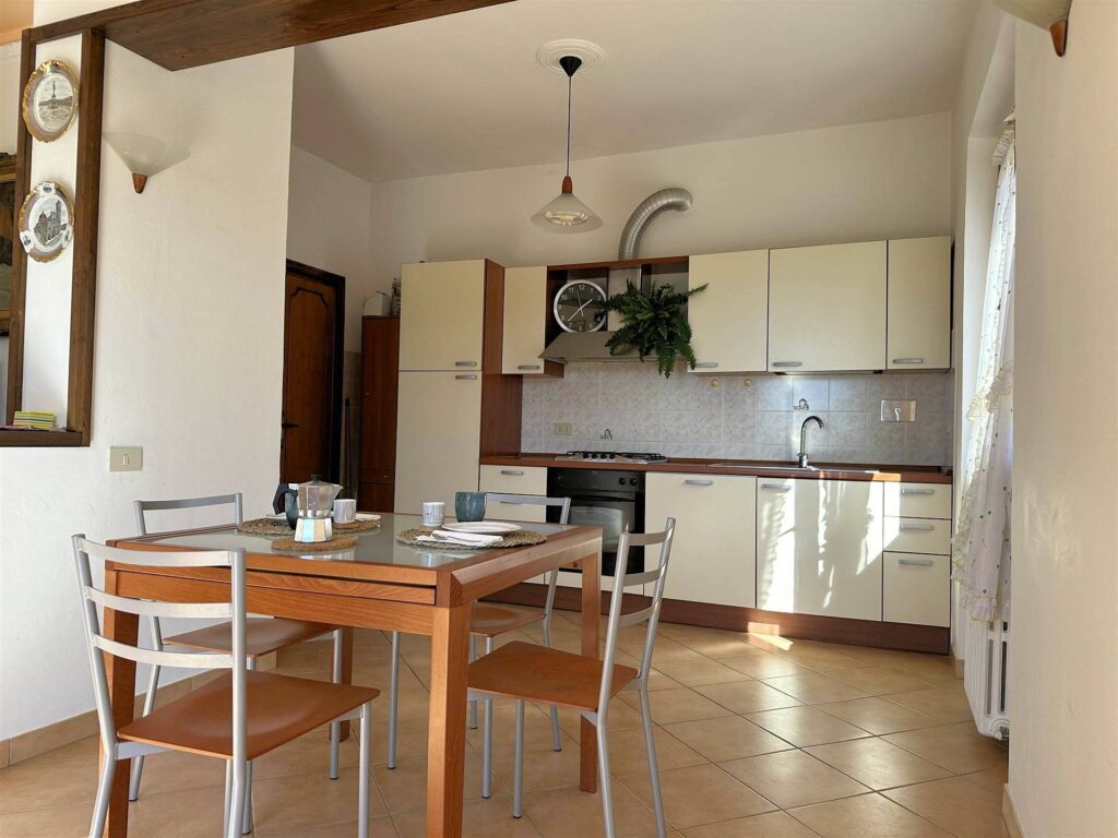 1559-Appartamento con giardino privato posto al piano primo di villetta libera su quattro lati-Scarlino-11 Agenzia Immobiliare ASIP