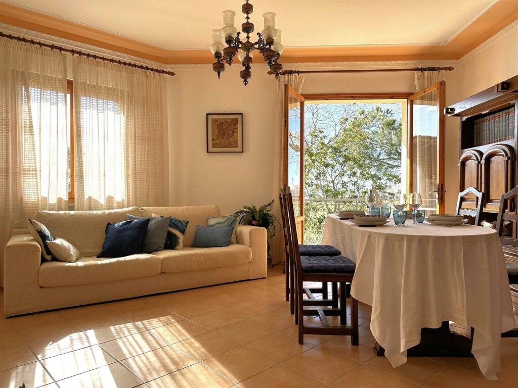 1559-Appartamento con giardino privato posto al piano primo di villetta libera su quattro lati-Scarlino-3 Agenzia Immobiliare ASIP