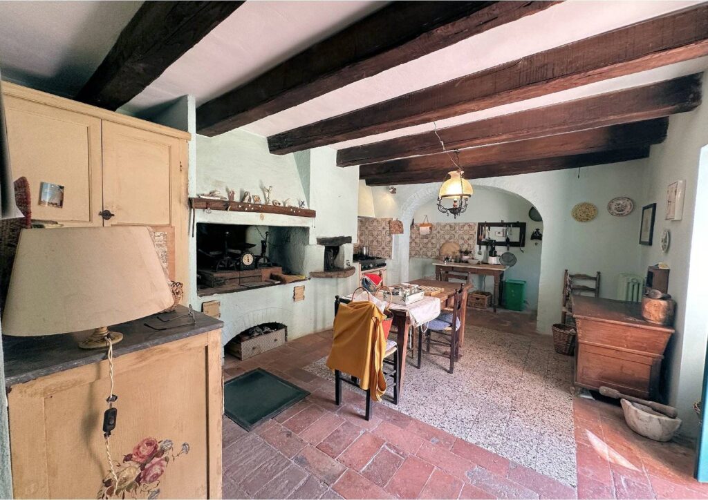 1560-Complesso immobiliare di ampia superficie con ex mulino del 1200-Chiusdino-18 Agenzia Immobiliare ASIP