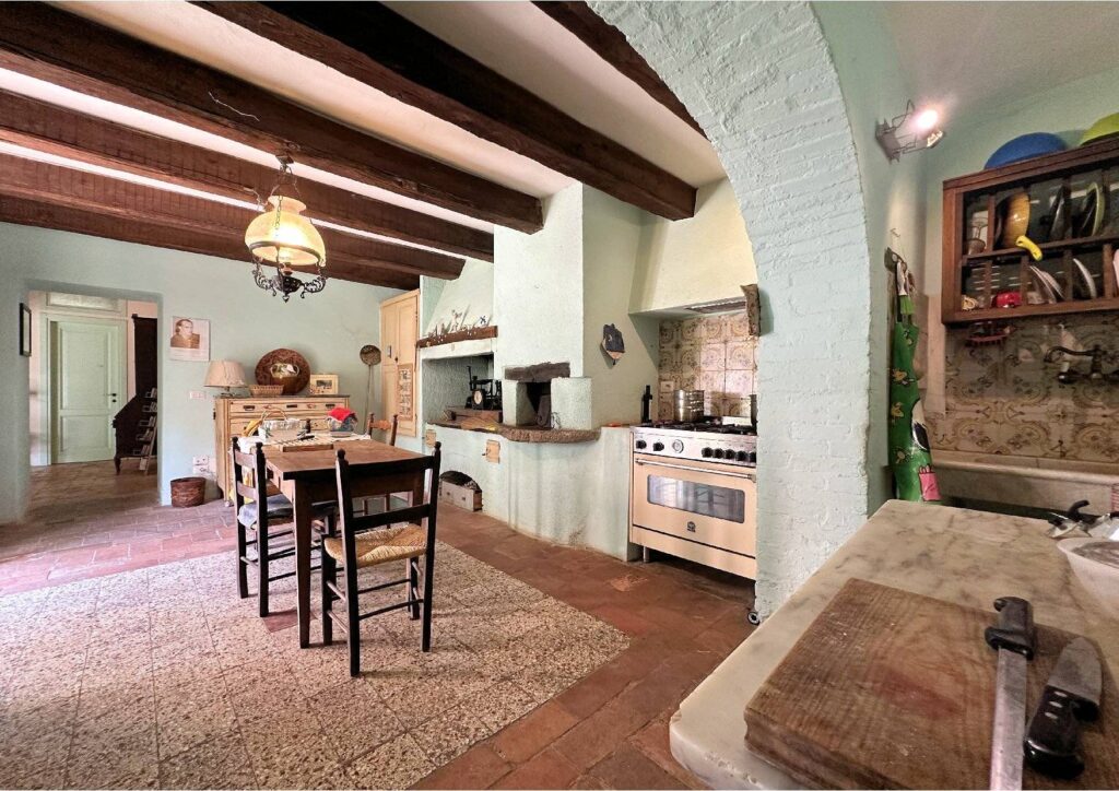 1560-Complesso immobiliare di ampia superficie con ex mulino del 1200-Chiusdino-22 Agenzia Immobiliare ASIP
