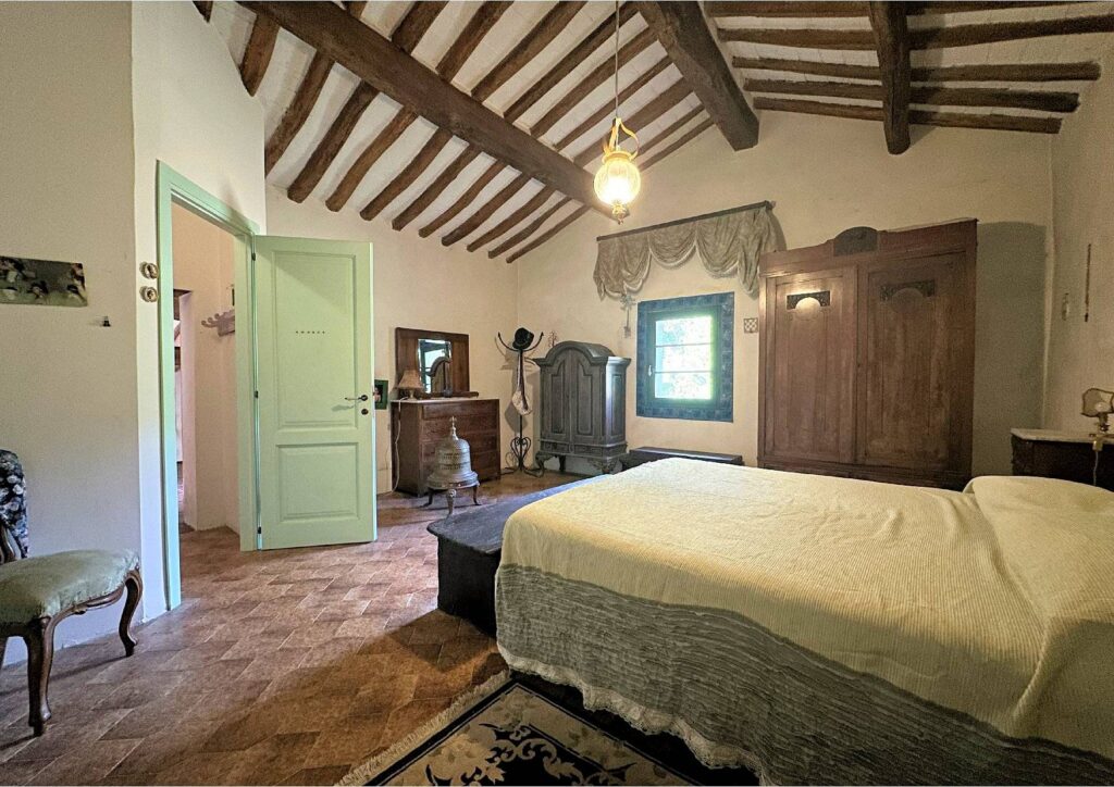 1560-Complesso immobiliare di ampia superficie con ex mulino del 1200-Chiusdino-34 Agenzia Immobiliare ASIP