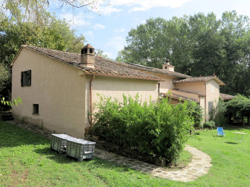 1560-Complesso immobiliare di ampia superficie con ex mulino del 1200-Chiusdino-13 Agenzia Immobiliare ASIP
