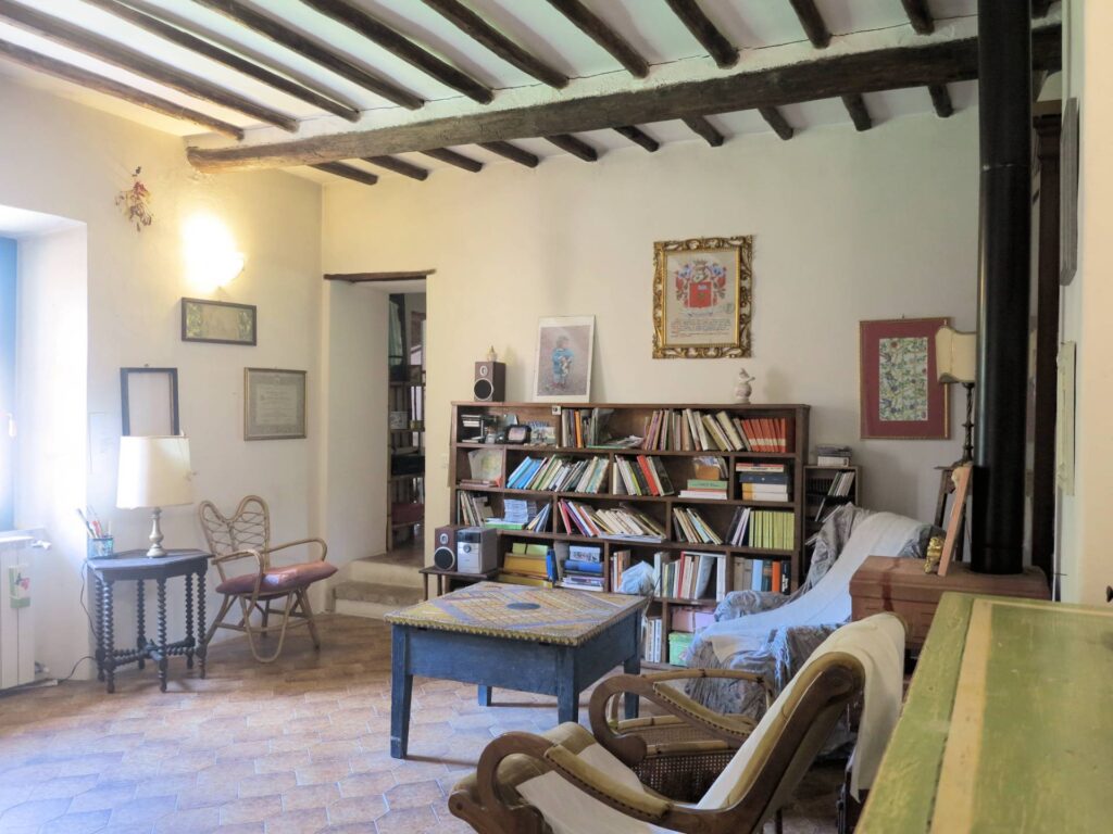 1560-Complesso immobiliare di ampia superficie con ex mulino del 1200-Chiusdino-29 Agenzia Immobiliare ASIP