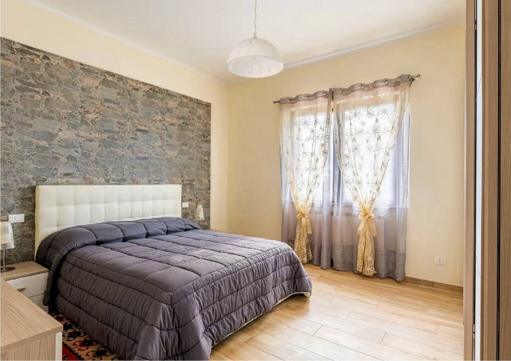 1561-Villetta libera su quattro lati recentemente ristrutturata con giardino-Pescia-14 Agenzia Immobiliare ASIP