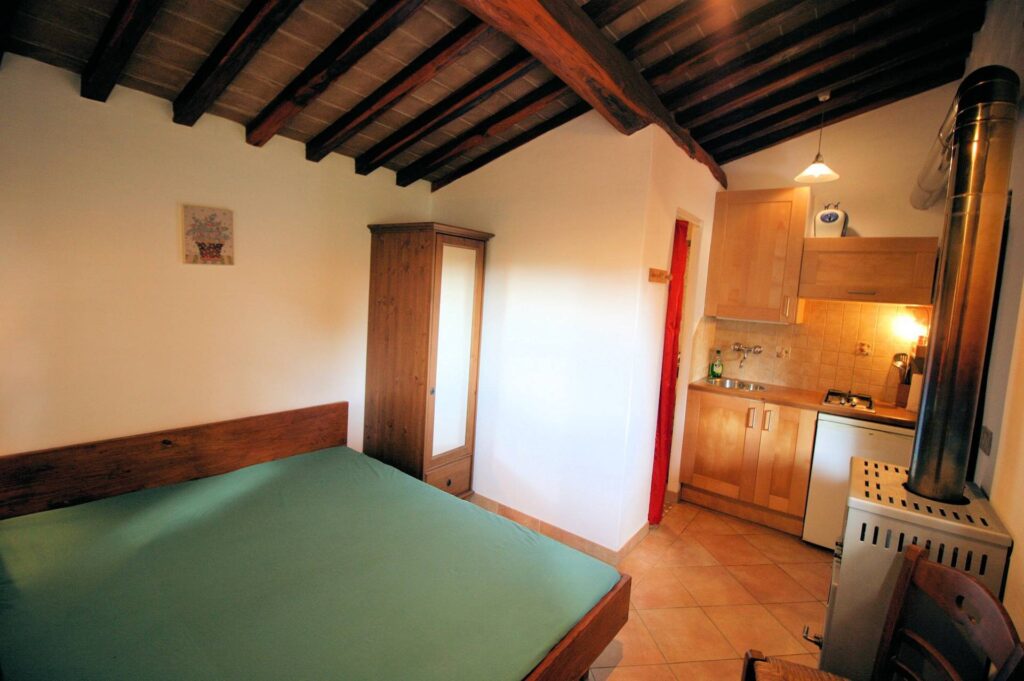 1562-"La casa nel bosco" immersa nella natura-Roccastrada-27 Agenzia Immobiliare ASIP