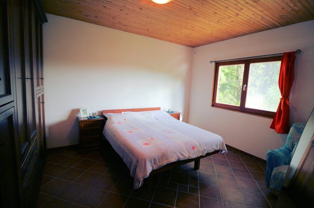 1562-"La casa nel bosco" immersa nella natura-Roccastrada-24 Agenzia Immobiliare ASIP