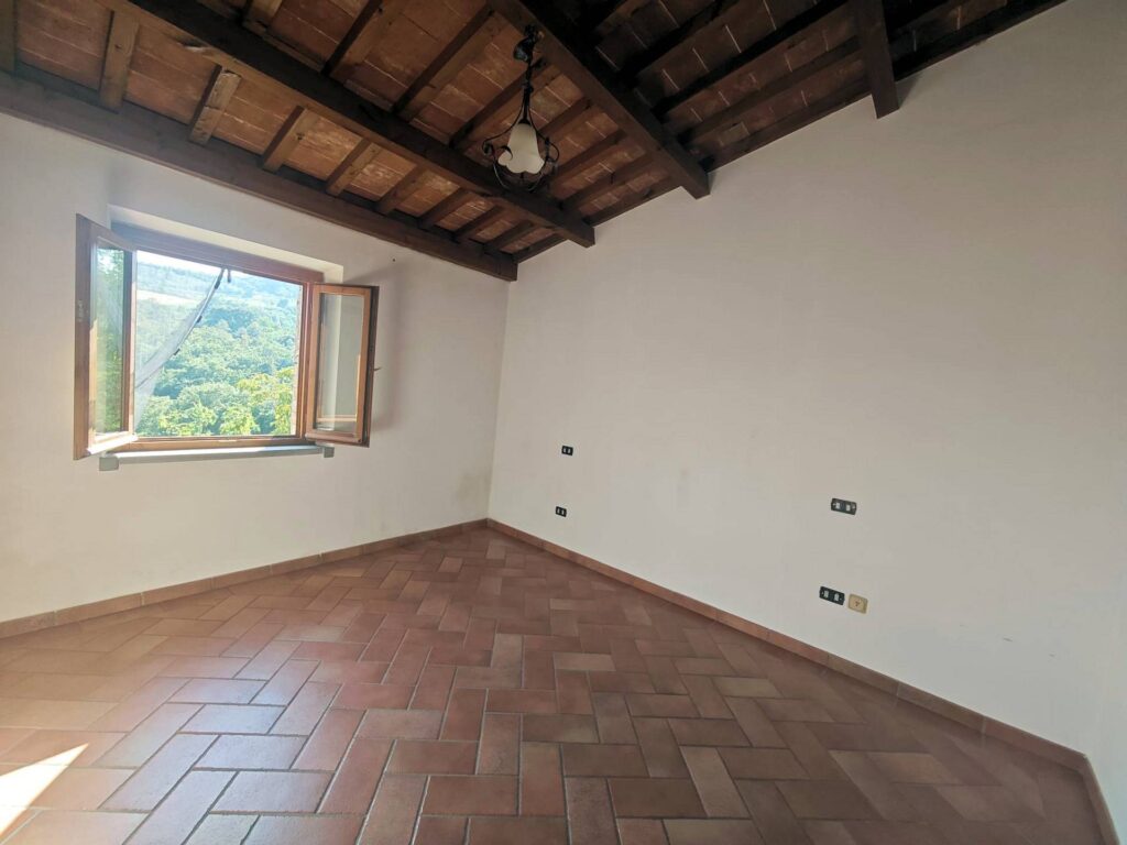 1566-Porzione terratetto di casale con vista panoramica e ampio terreno-Gambassi Terme-9 Agenzia Immobiliare ASIP
