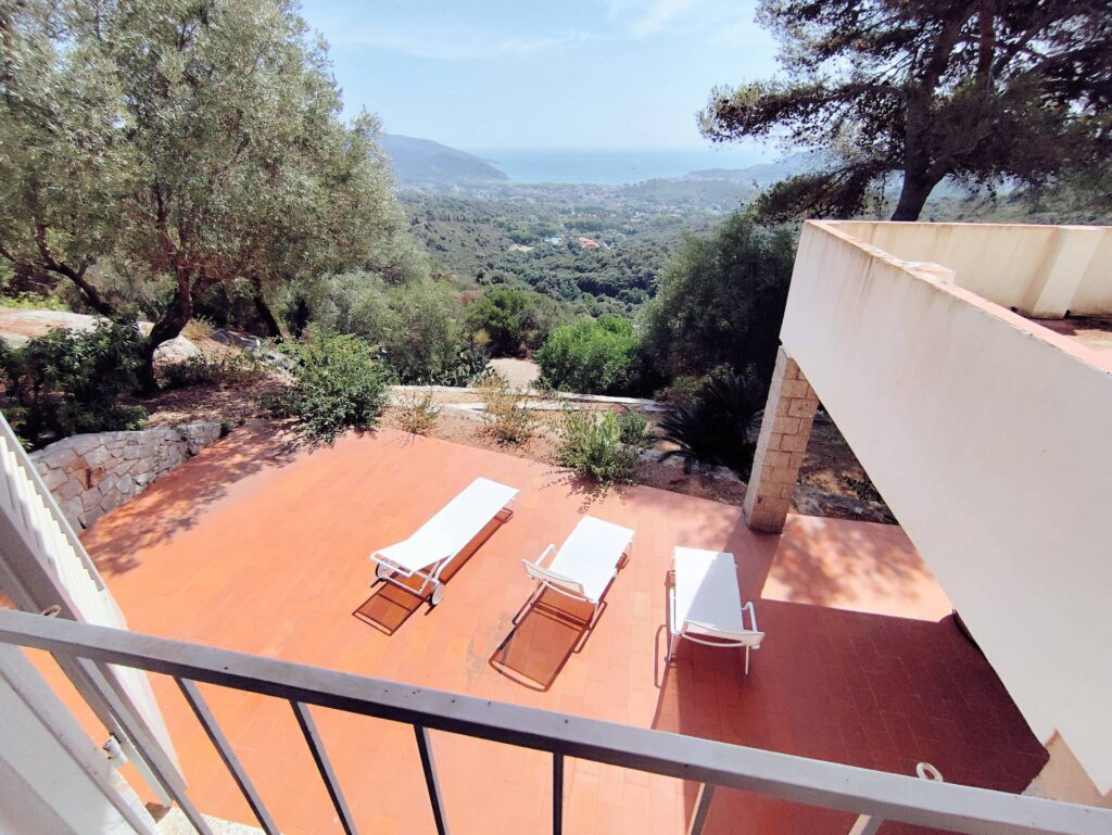 1569-Villa singola in posizione panoramica con vista fino al mare-Campo nell'Elba-20 Agenzia Immobiliare ASIP