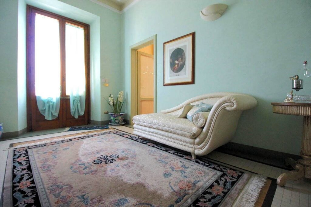 1578-Villa in stile liberty di ampia superficie con giardino-Pescia-4 Agenzia Immobiliare ASIP