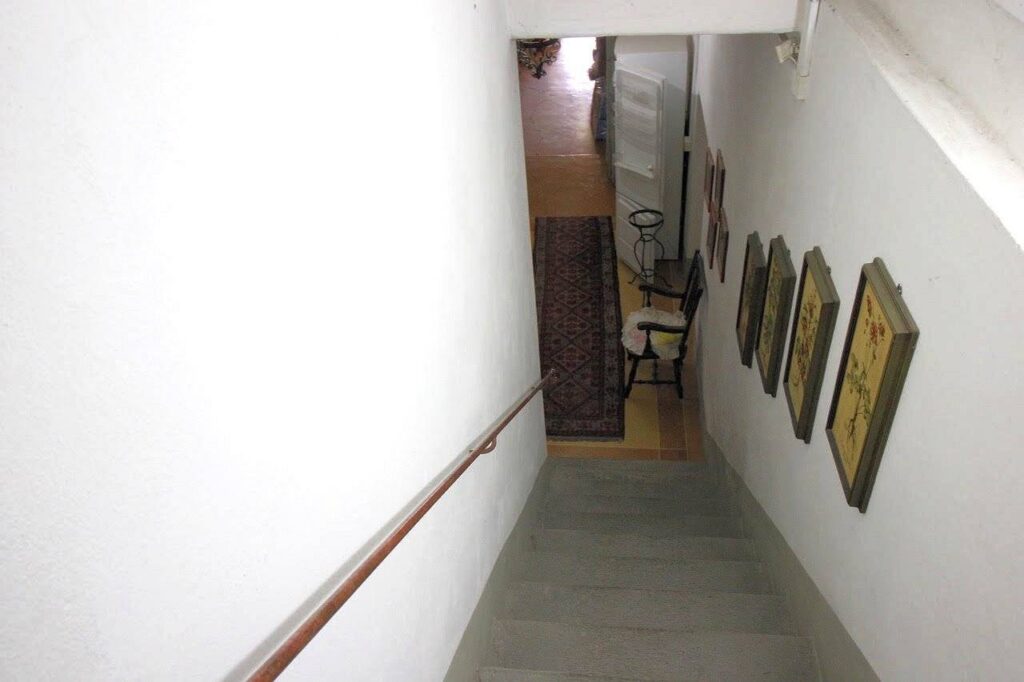 1578-Villa in stile liberty di ampia superficie con giardino-Pescia-12 Agenzia Immobiliare ASIP