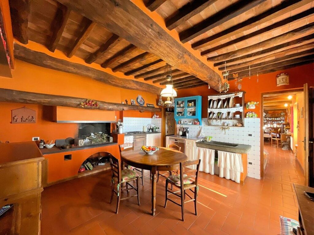 1582-Villa in stile rustico Toscano con parco e suggestiva vista panoramica-Montecatini-Terme-16 Agenzia Immobiliare ASIP