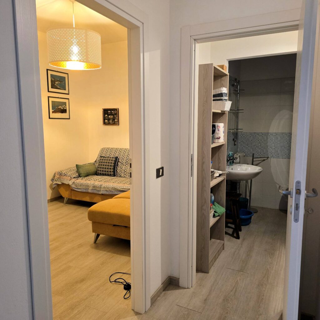 1125-Appartamento al piano primo a pochi passi dal mare-Follonica-12 Agenzia Immobiliare ASIP