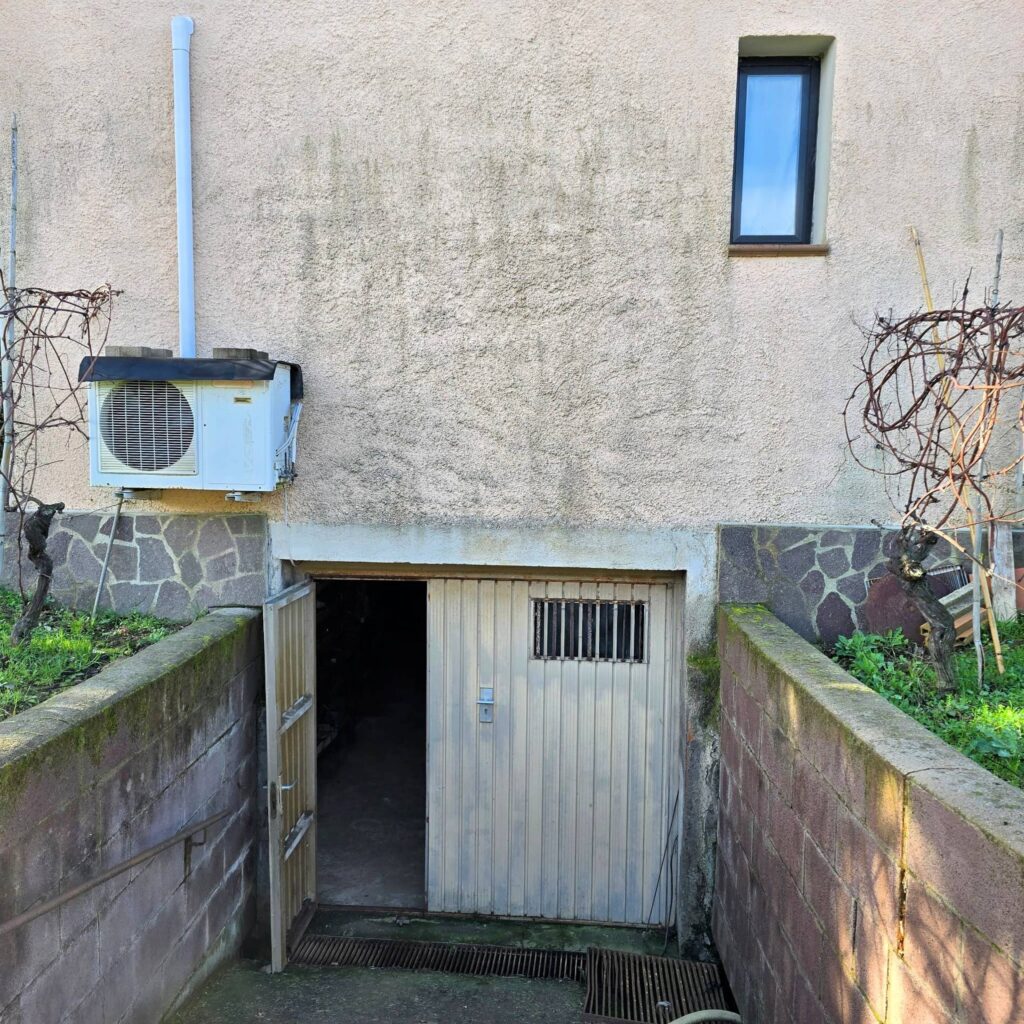 1089-Annesso agricolo con ampio terreno vicino al mare-Scarlino-11 Agenzia Immobiliare ASIP