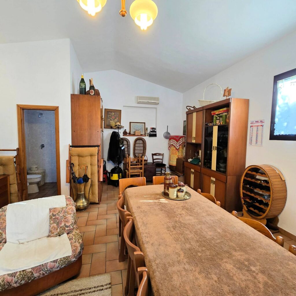 1089-Annesso agricolo con ampio terreno vicino al mare-Scarlino-17 Agenzia Immobiliare ASIP