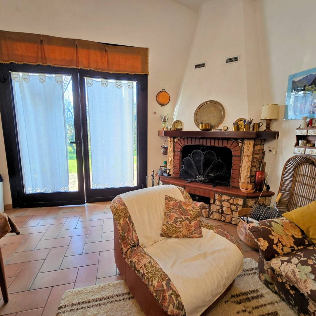 1089-Annesso agricolo con ampio terreno vicino al mare-Scarlino-14 Agenzia Immobiliare ASIP