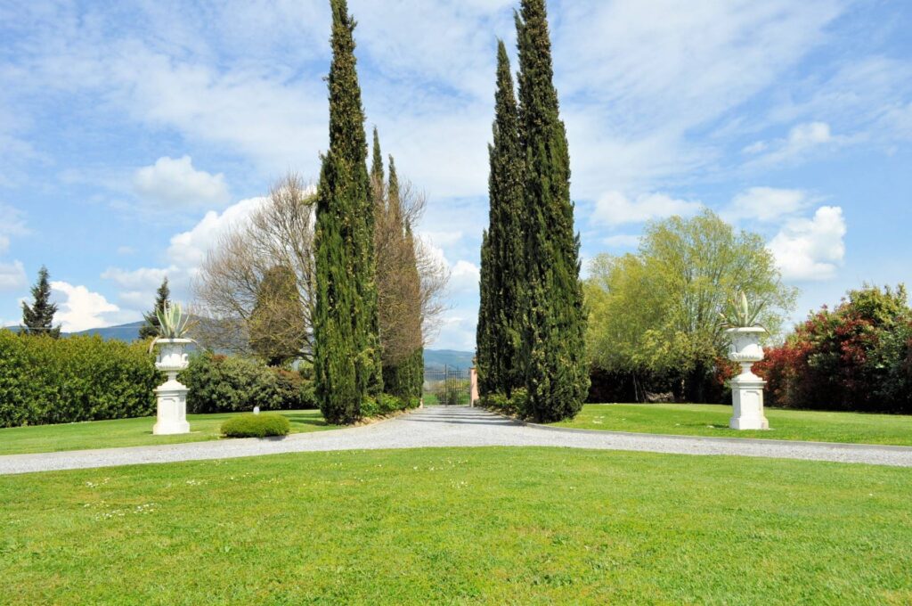 1587-Villa storica di grandi dimensioni con parco e piscina-Pontedera-9 Agenzia Immobiliare ASIP
