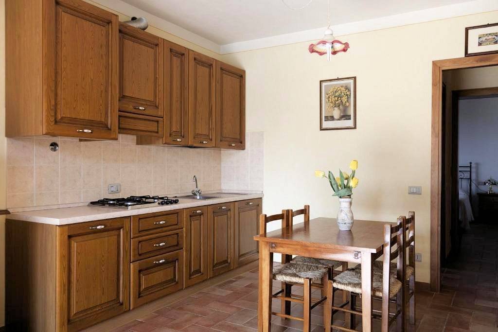 1602-Casa vacanze con piscina e vista panoramica mozzafiato-Lamporecchio-10 Agenzia Immobiliare ASIP