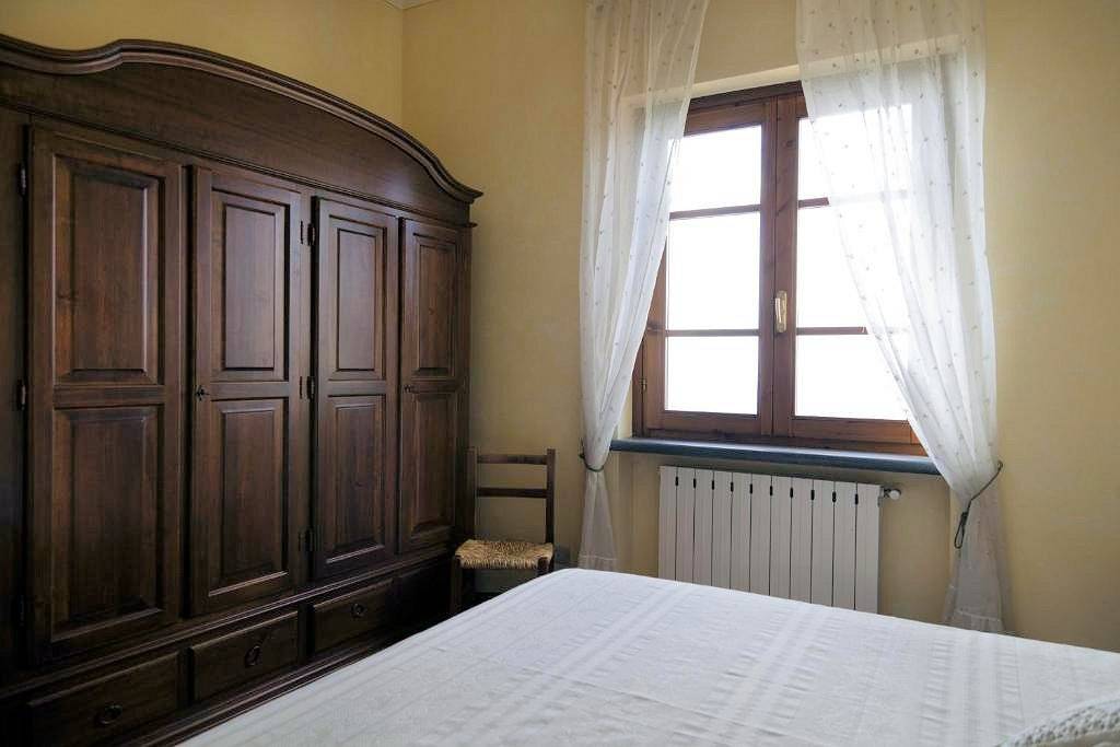 1602-Casa vacanze con piscina e vista panoramica mozzafiato-Lamporecchio-16 Agenzia Immobiliare ASIP