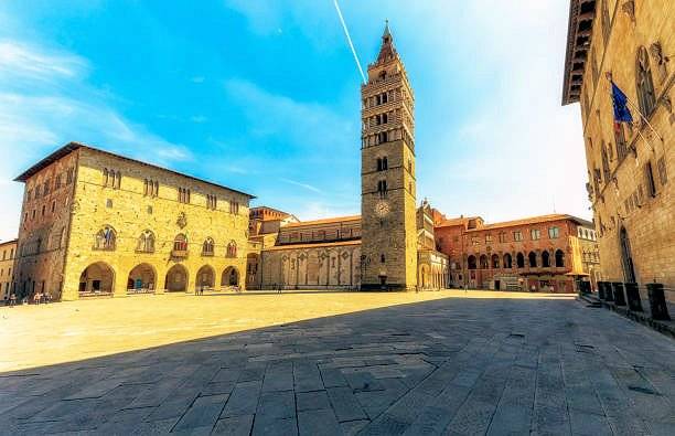 1605-Appartamento signorile di ampia superficie in centro città con ascensore-Pistoia-1 Agenzia Immobiliare ASIP
