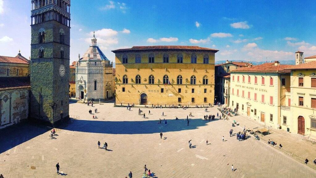 1605-Appartamento signorile di ampia superficie in centro città con ascensore-Pistoia-7 Agenzia Immobiliare ASIP