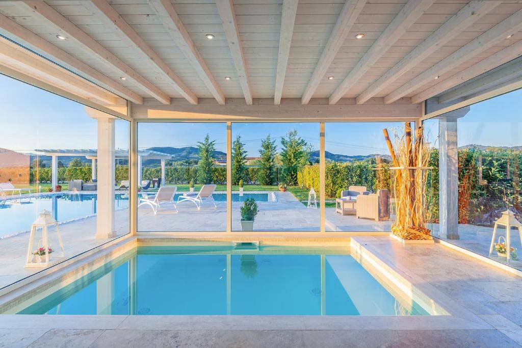 1609-Stupenda villa con ogni confort con ampio giardino e piscina utilizzata come attivita' di casa vacanze-Monsummano Terme-10 Agenzia Immobiliare ASIP