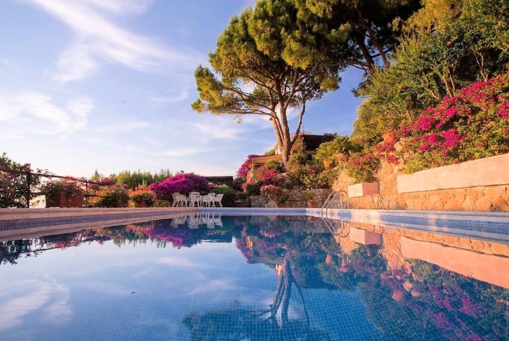 1615-Villa prestigiosa con ampio parco piscina e vista mare-Monte Argentario-4 Agenzia Immobiliare ASIP