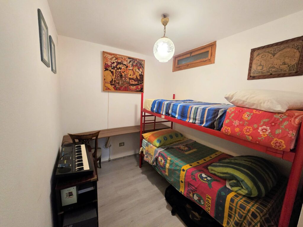 1631-Porzione di villa bifamiliare composta da due appartamenti a 50 metri dal mare-San Vincenzo-19 Agenzia Immobiliare ASIP