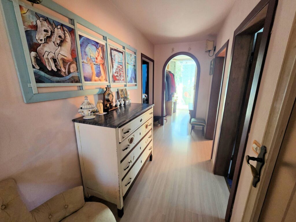 1631-Porzione di villa bifamiliare composta da due appartamenti a 50 metri dal mare-San Vincenzo-9 Agenzia Immobiliare ASIP