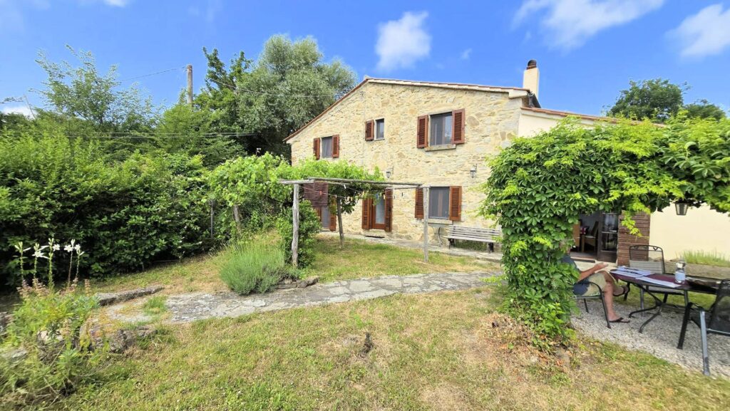 1636-Terratetto completamente ristrutturato con annesso piscina e vista panoramica-Roccastrada-12 Agenzia Immobiliare ASIP