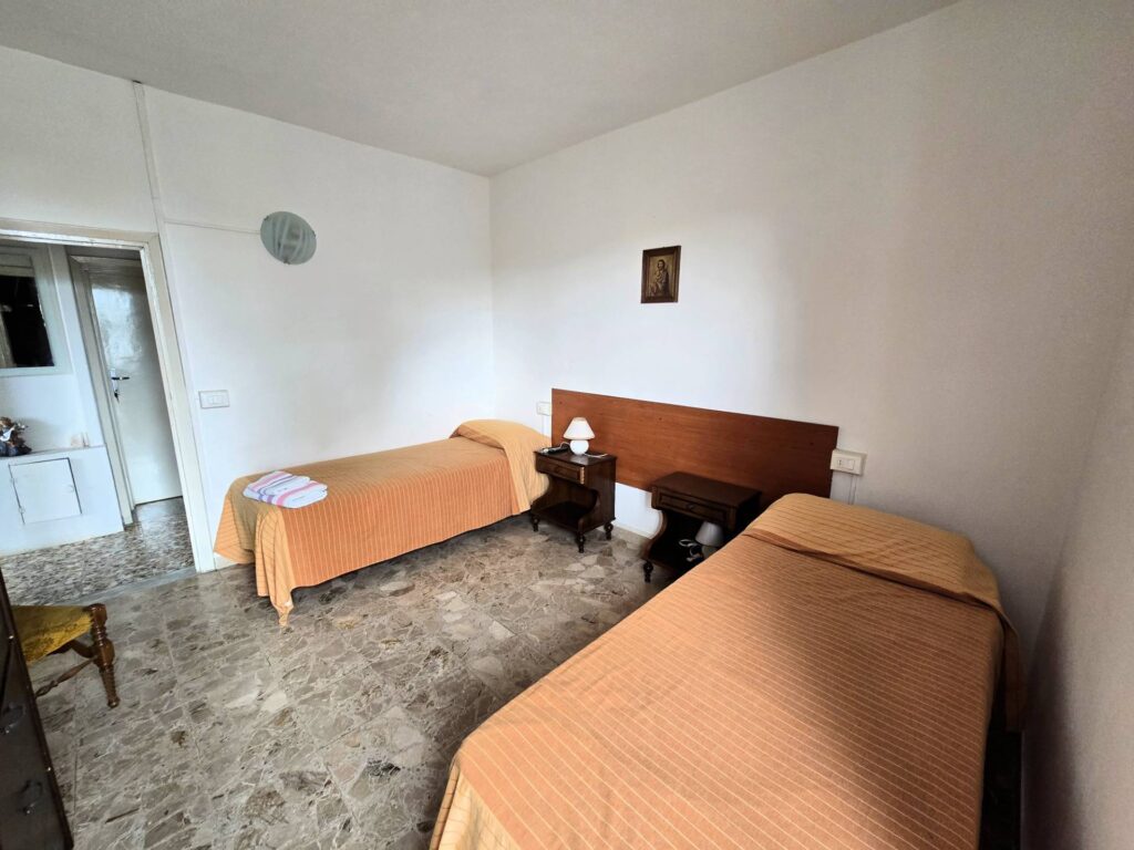 1647-Porzione terratetto di villetta bifamiliare con annessi e ampio terreno in posizione panoramica-Barberino di Mugello-24 Agenzia Immobiliare ASIP